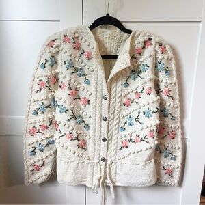Vintage Traditional Bavarian Floral Knit Cardigan with Pink and Blue Flowers